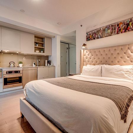 Modern Suite On Peter St - City View تورونتو المظهر الخارجي الصورة
